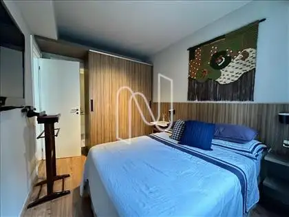 SUITE 