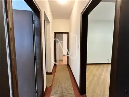 HALL DOS DORMITORIOS 