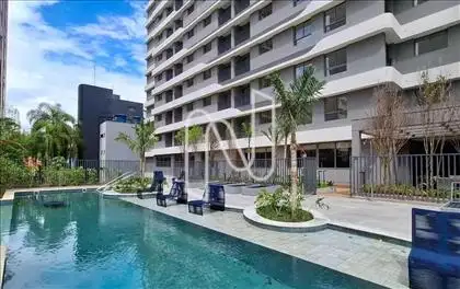 PISCINA 