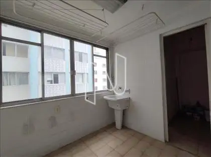 ÁREA SERVIÇO COM QUARTO E BANHEIRO