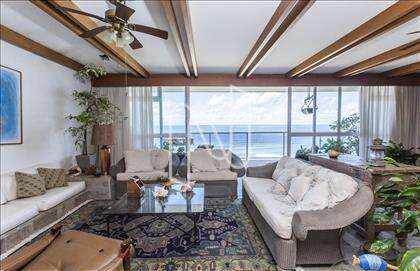 SALA DE ESTAR NO LIVING COM VISTA