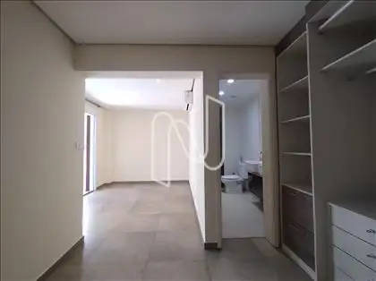 SUÍTE 01 
