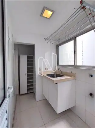 ÁREA SERVIÇO E QUARTO