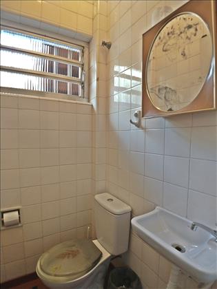 BANHEIRO DE SERVIÇO 