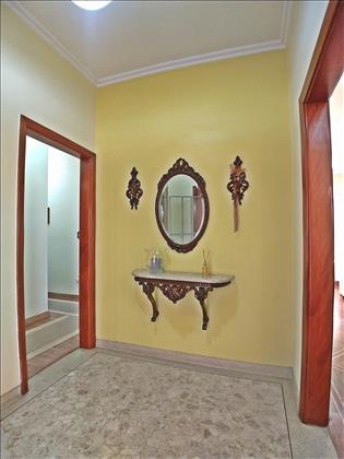 HALL DE ENTRADA - ACESSO DORMITÓRIOS/LIVING 