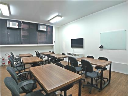 SALA DE REUNIÃO DO CONDOMÍNIO 