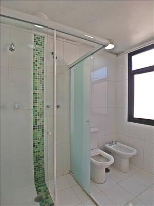 BANHEIRO SUÍTE 1 