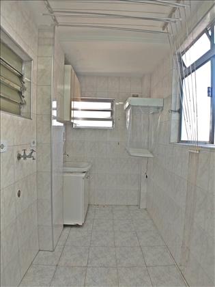ÁREA DE SERVIÇO