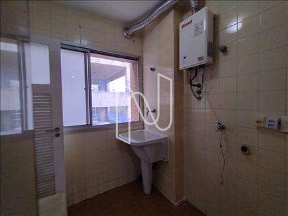 AREA SERVIÇO C/QUARTO E BANHEIRO 
