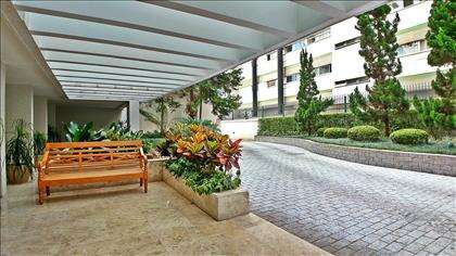 ENTRADA PARA GARAGEM