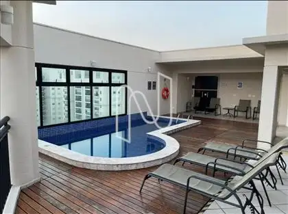 PISCINA 