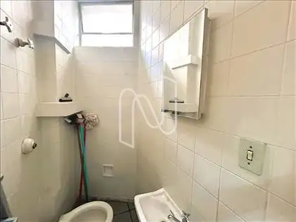 WC EMPREGADA 