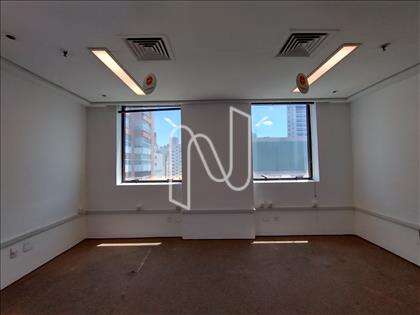 SALA 02