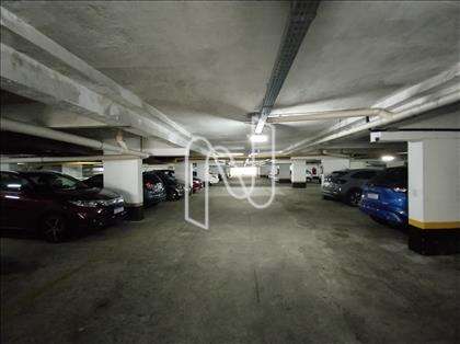 DUAS GARAGENS SUBSOLO 