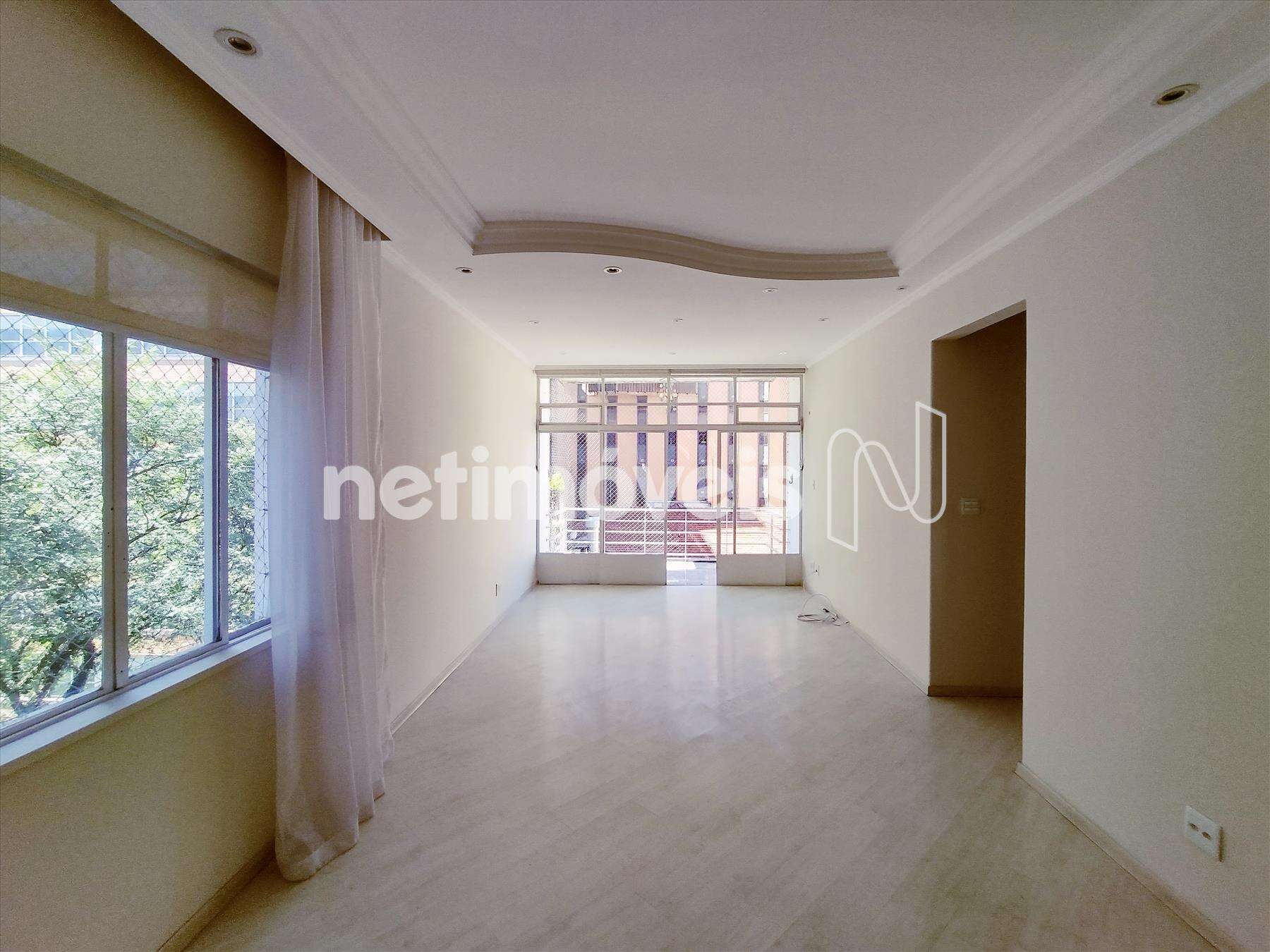  SALA
