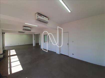 SALA COM AR CONDICIONADO  