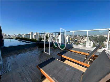 PISCINA 