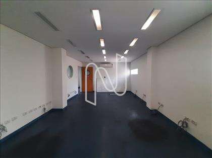 SALA COM AR CONDICIONADO 