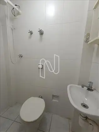banheiro de serviço 