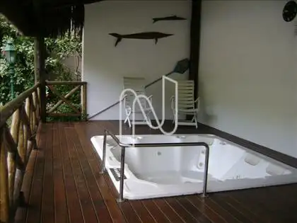 Área de Lazer - Jacuzzi com Hidromassagem