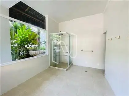 Área de Lazer - Ducha e Sauna