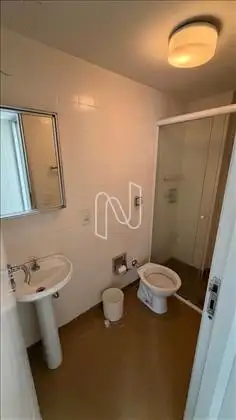 Banheiro  de Serviço