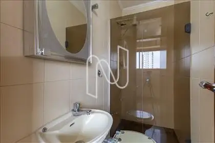Banheiro de Serviço