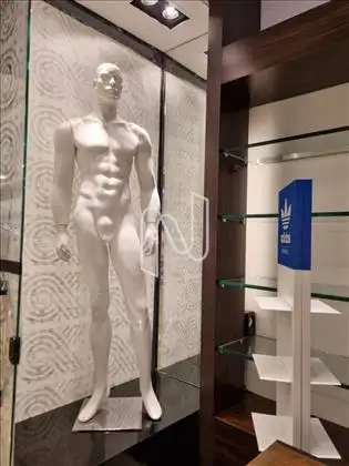 Salão de Atendimento / Vitrine
