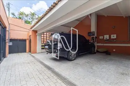  Garagem