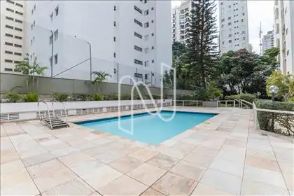  Piscina