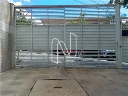  Garagem 