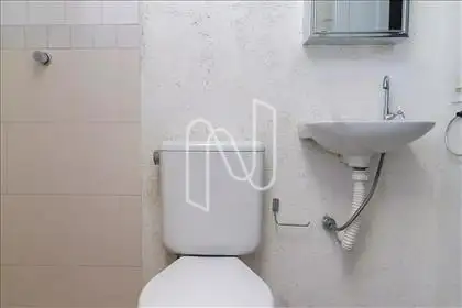 Banheiro de Serviço 