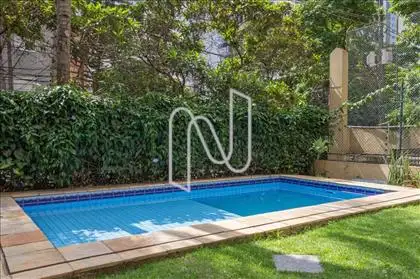  Piscina 