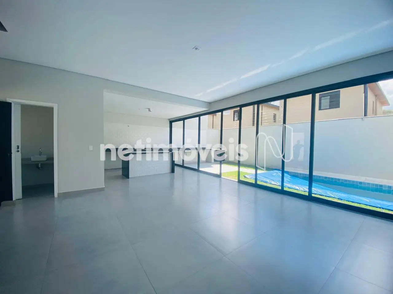  Sala