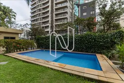  Piscina 