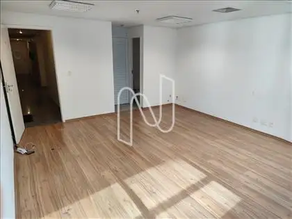 Acesso Sala e Banheiros  