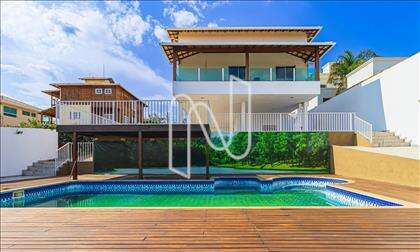 Piscina + Deck 