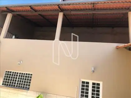  Garagem coberta
