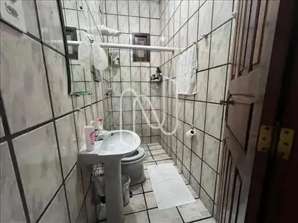 Casa pra venda em localização privilegiada
