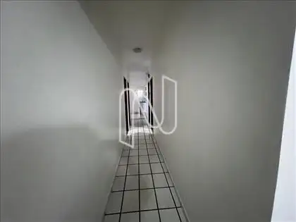 Casa pra venda em localização privilegiada