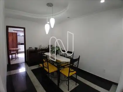 Casa duplex pra venda perto do Boulevard