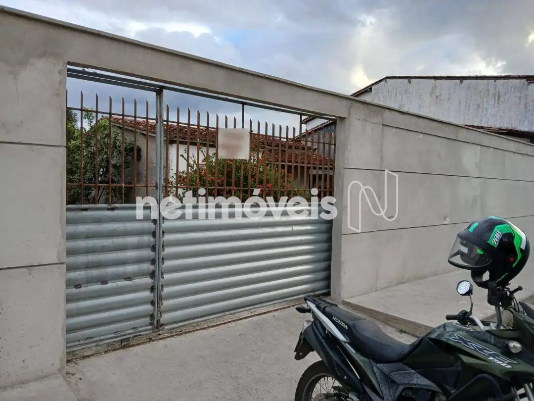 Casa pra venda em Feira de Santana