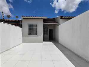 Casa pra venda em Feira de Santana