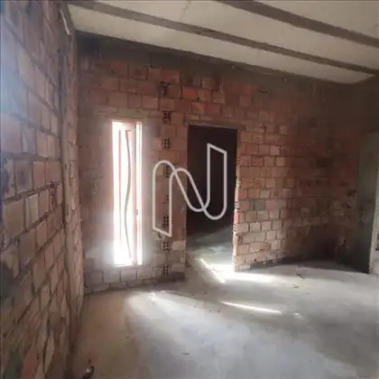  Casa a venda no bairro Campo Limpo 