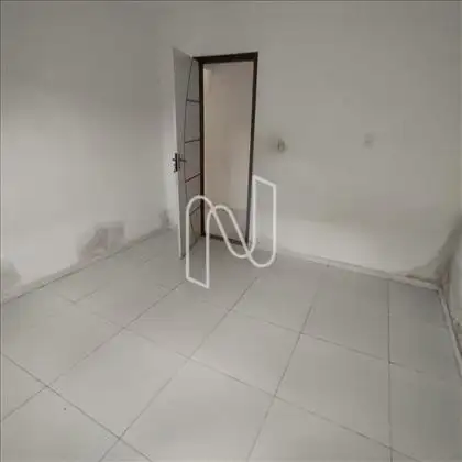 Casa pra venda no bairro Campo Limpo