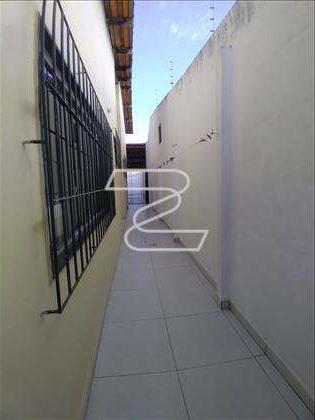 Casa ampla à venda no bairro Brasília  