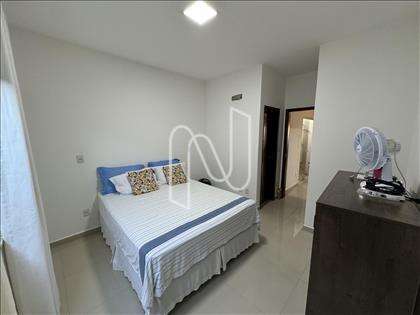 Casa 2 quartos com suíte prox da Fraga Maia