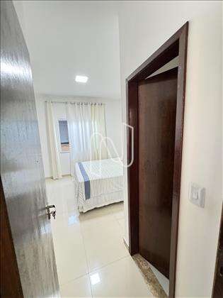 Casa 2 quartos com suíte prox da Fraga Maia