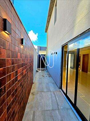 Casa nova 4 quartos em condomínio bairro SIM
