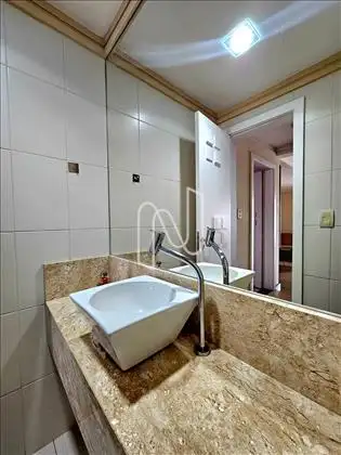       Casa/banheiro.